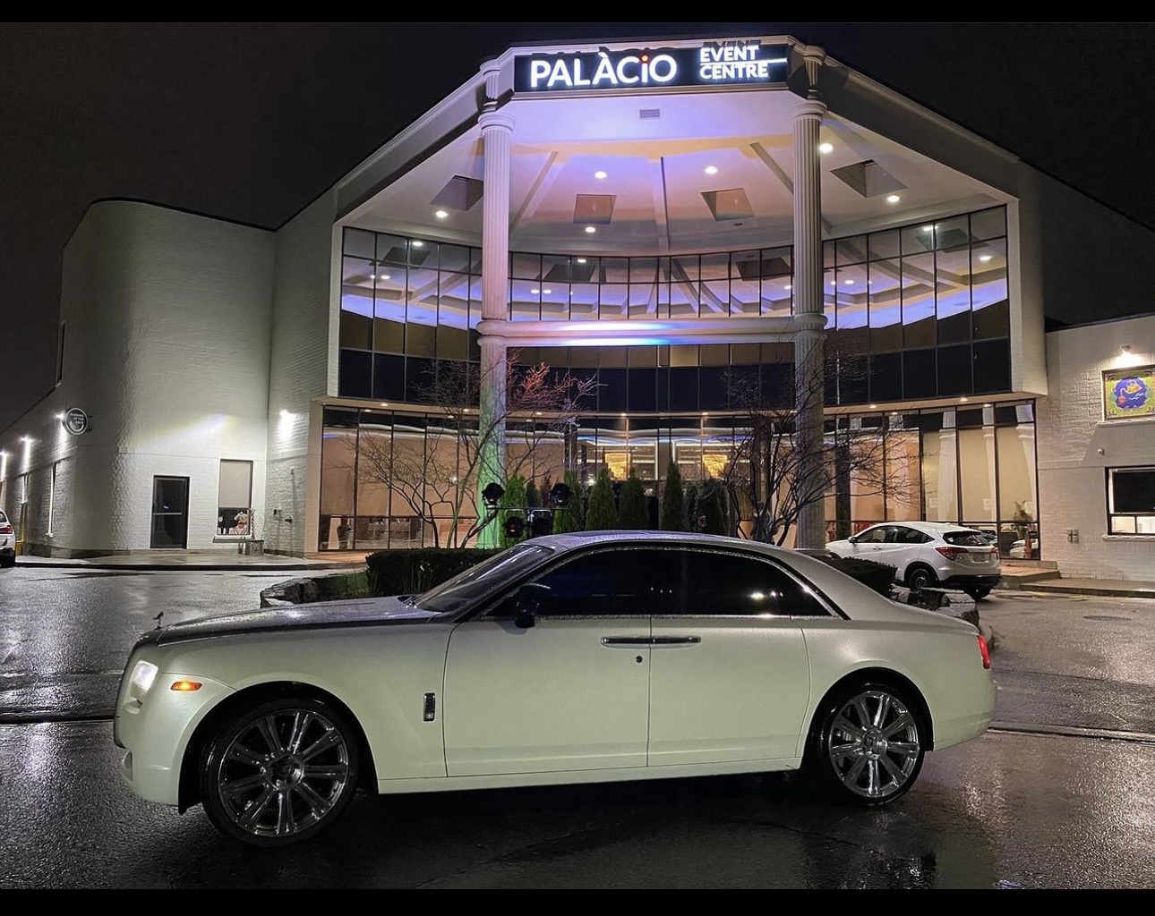 Night exterior view of Palacio Event Centre in Mississauga